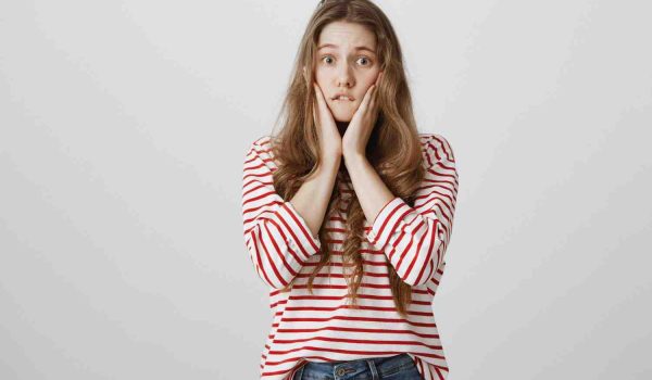 نشانه‌های اضطراب شدید و راه‌های درمان آن